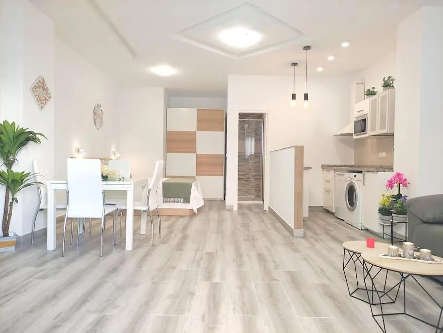 Sevilla Railway - Studio Apartment
